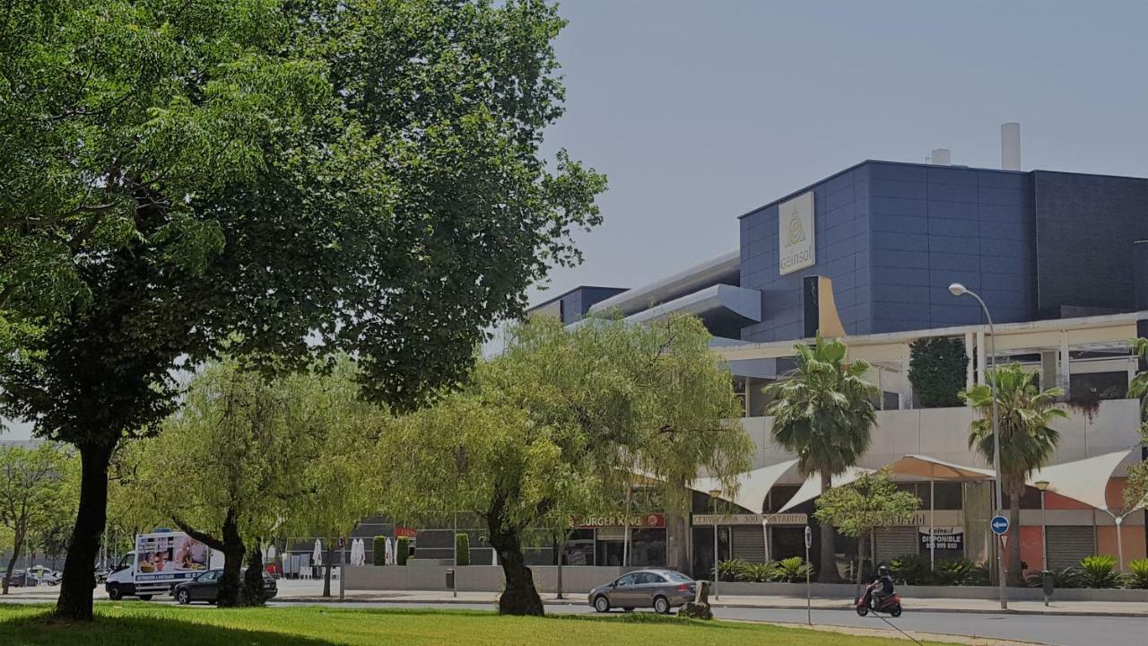 Apartamento Frente A Palacio De Congresos Севилья Экстерьер фото